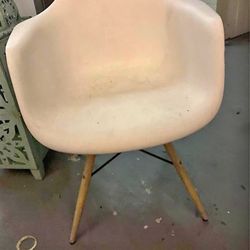 Eames Daw Replica Molded Plastic Armchairs