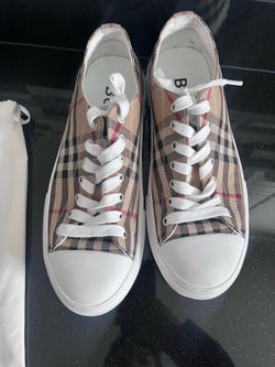 Burberry shoes
