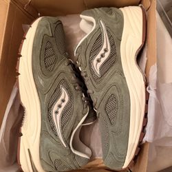 Saucony Grid Jazz Size 9 Athletic Shoe - Olive / Off White