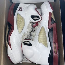 Jordan 5 Fire Red Size 9.5 