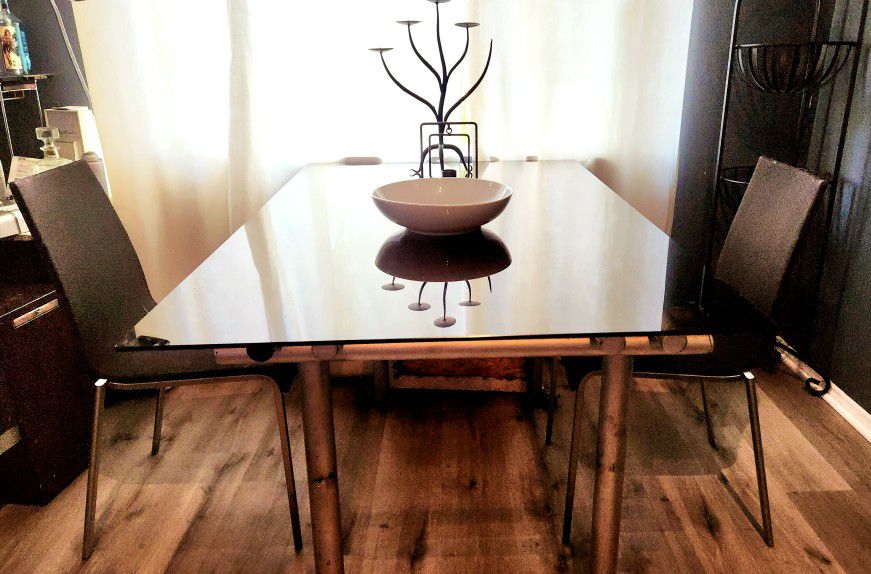 MOVING!  MJST SELL  NOW!!  MID CE NTURY MODERN ROSE LIGNE CHAIRS & MODERN AMBER TINTED GLASS  TABLE