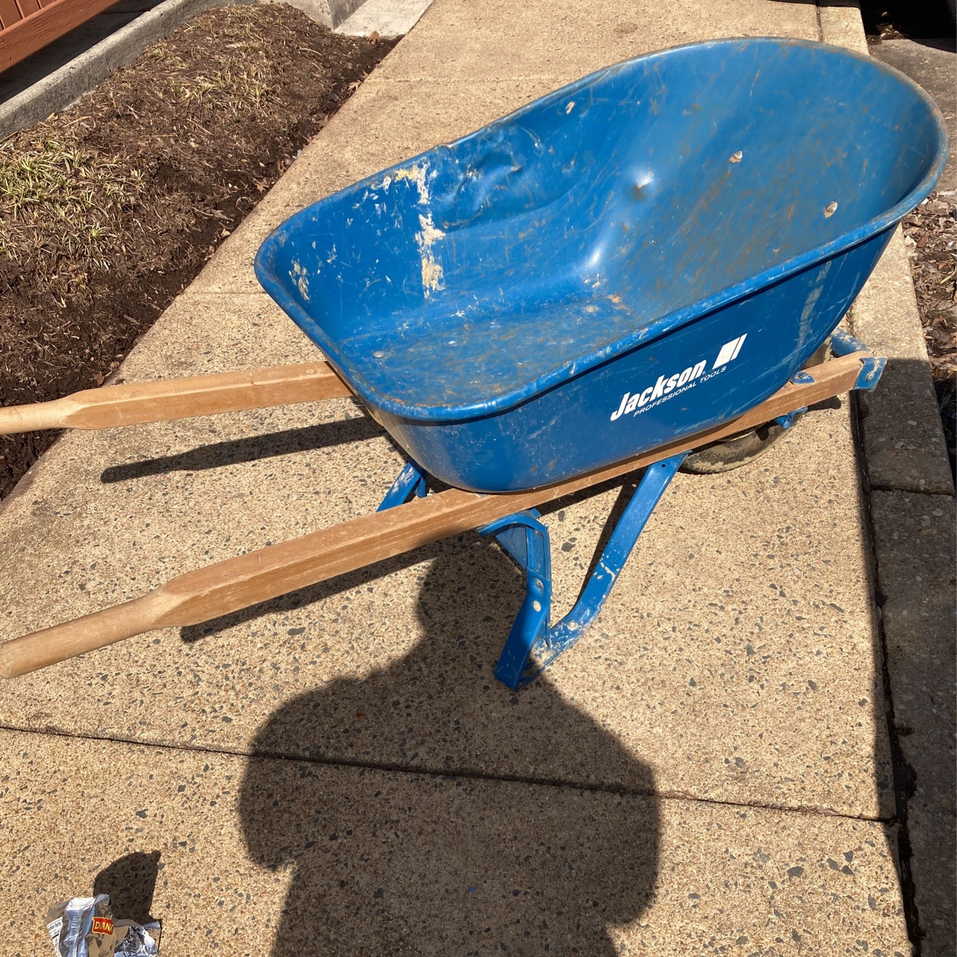 8cu Poly Pro Dual Wheel Whee