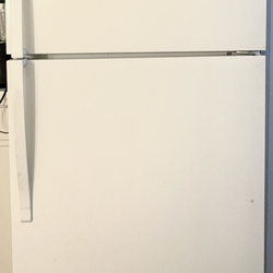 Whirpool FRIDGE 18CUFT WHITE