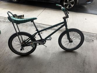 *RARE* Lucas Stranger Things Replica Bike