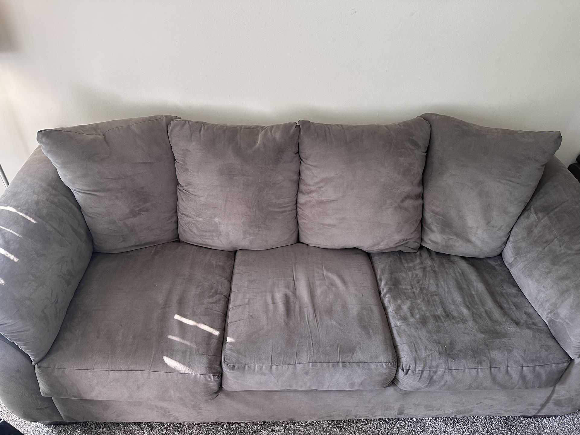 FREE COUCH