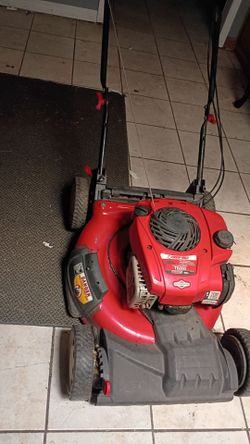 Working Troy bilt   Self propelled