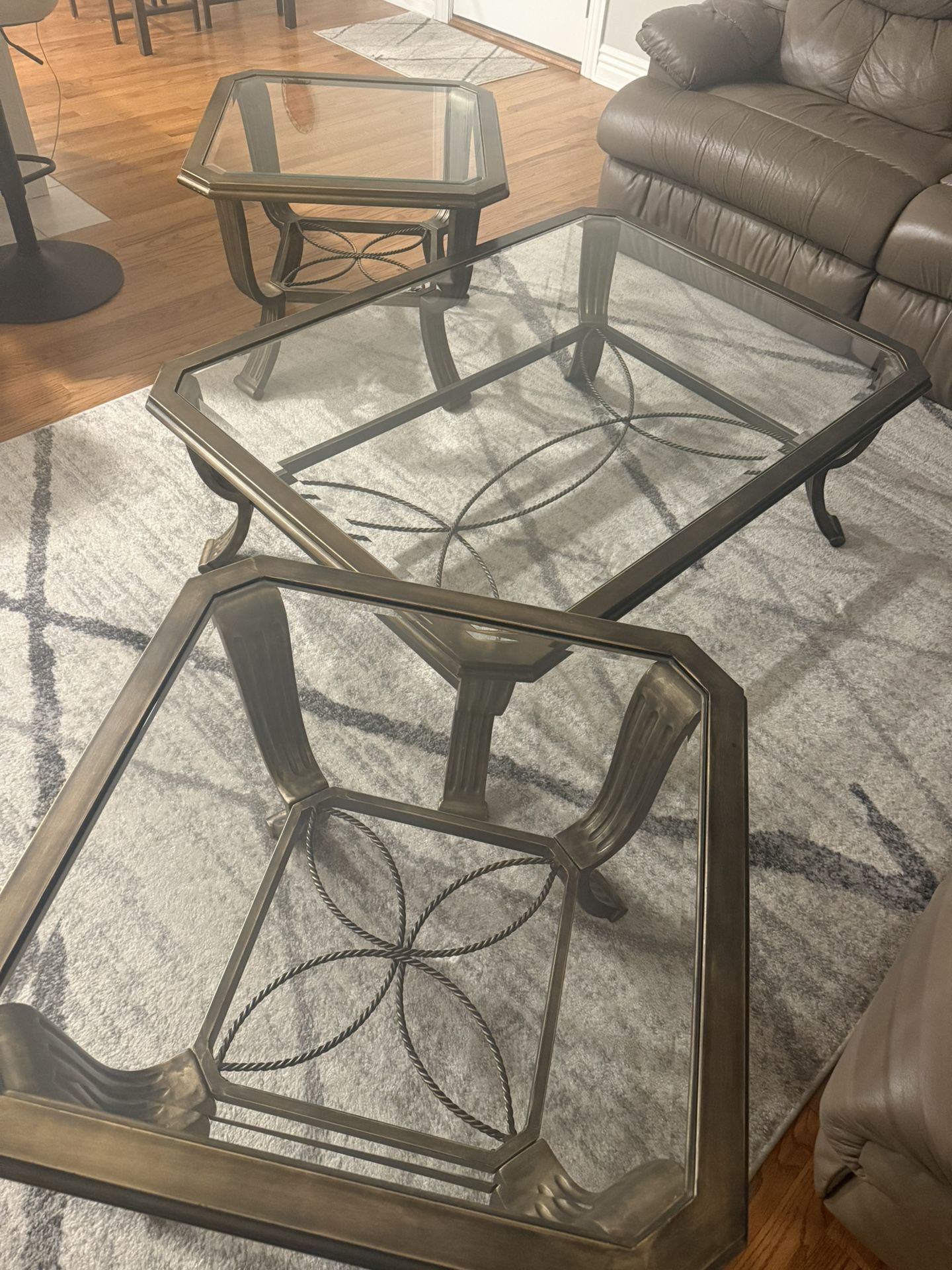 1 Table And 2 End Tables