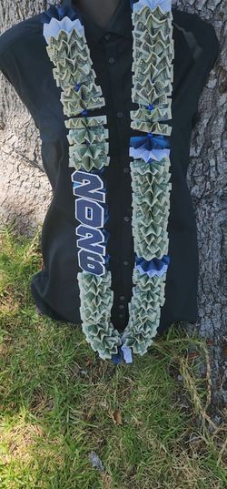 Graduation lei