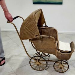 Antique Full Size Buggy