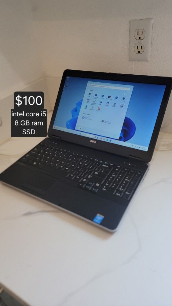 Windows 11 pro Dell latitude laptop. 8 GB ram. Intel core i5. SSD. Delivery Available. Se Habla Espanol