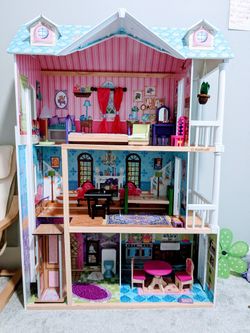 Beautiful Doll House  For Kids With All The Toys