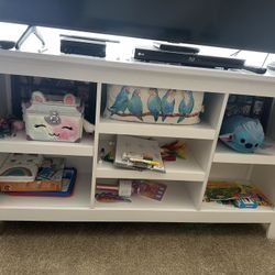Bookstand /tv Stand 