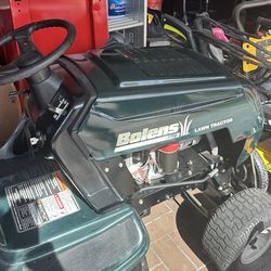 Bolens riding lawnmower