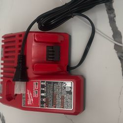 M12 and M18 12-Volt/18-Volt Lithium-Ion Multi-Voltage Battery Charger