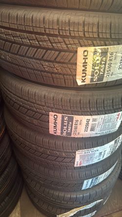215/60/16 kumho tires 🛞