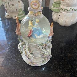 Cinderella So This Is Love Snow globe 