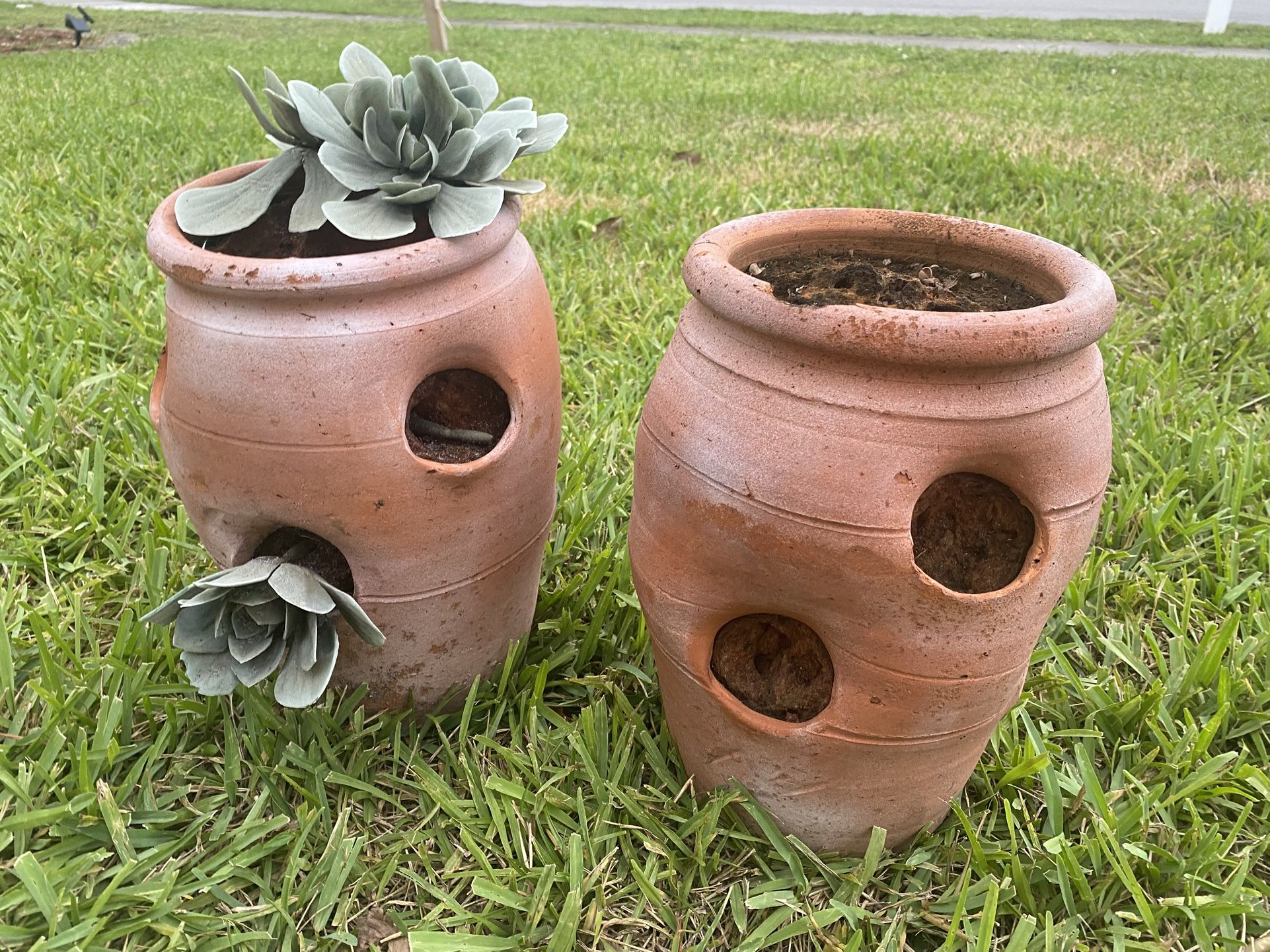 Terra-cotta planters, level art, footstool