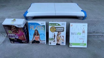 Wii fitness board and 4 games