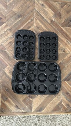 Longaberger cupcake bakeware