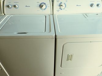 Amana set washer and gas dryer they both work great cleaned inside out