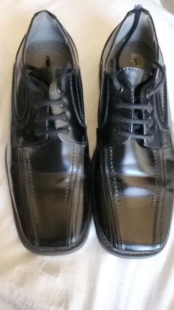 Kids Dress Shoes 3