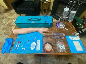 IV Venipuncture Training Arm Simulation Kit