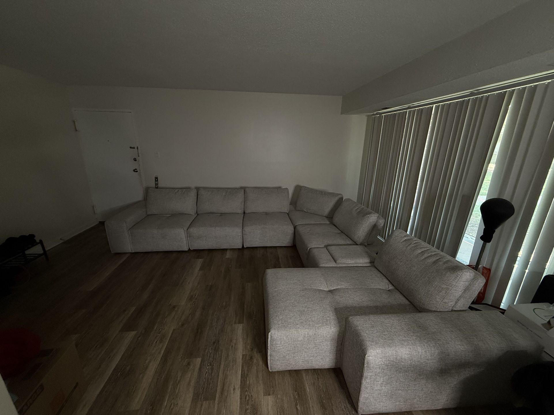 Light Grey 7 Pieces Sectional