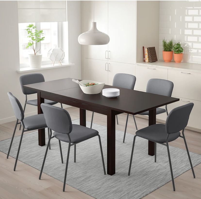 Extendable Dining table and 6 Beige Chairs