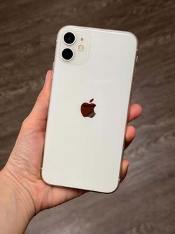 iPhone 11 6.1" (Unlocked) 256GB Heavy Used White