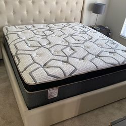King Size Mattress 14” Inches Thick Pillow Top New From Factory  Excellent Comfort Also Available: Twin, Full And Queen Same Day Delivery 