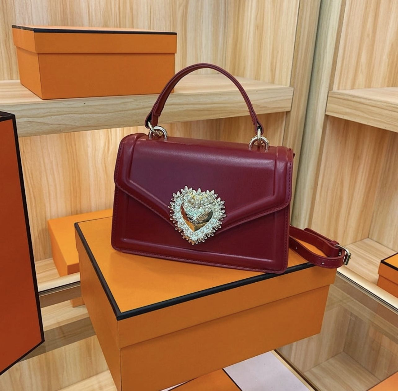 Women's Small Pu Leather Solid Color Streetwear Square Magnetic Buckle Handbag