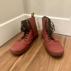 Dr. Martens Alfie Boots