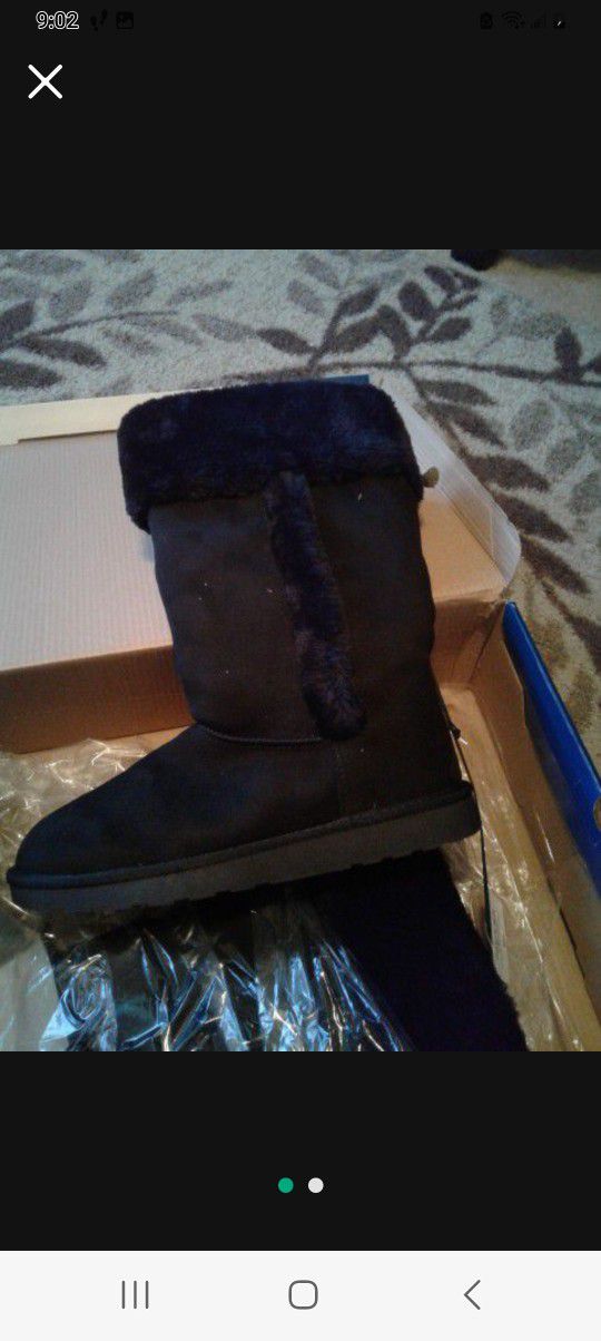 Black Faux Fur Boots. Size 9. New. 