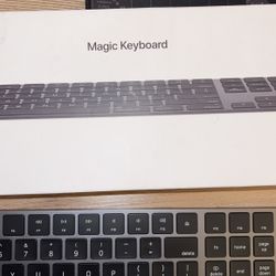 Apple Magic Keyboard with Numeric Keypad, Wireless - Space Gray 