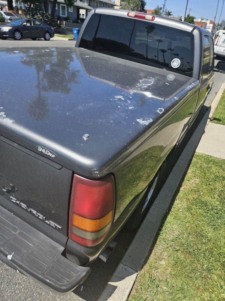 Chevy 1500 Snug Top Bed Cover