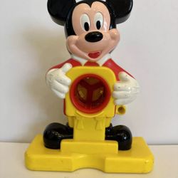 Vintage Arco Walt Disney Mickey Mouse Hand Crank Cheese Grater RARE