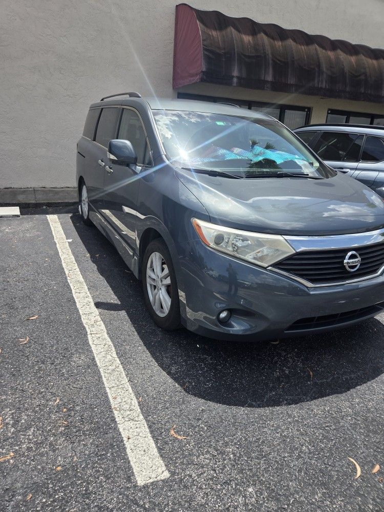 2011 Nissan Quest