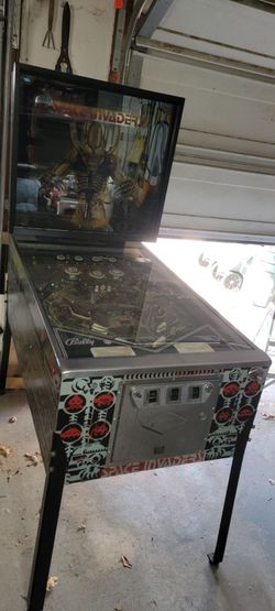Space Invaders Pinball