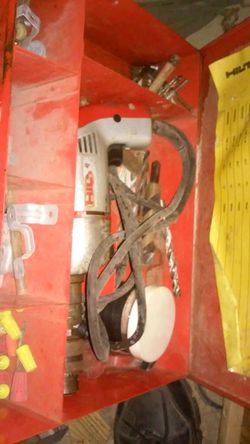 Hilti hammer drill kit with fasteners