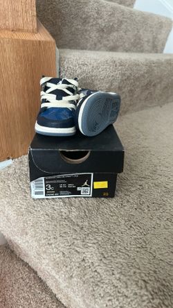 INFANT JORDAN 1 MID