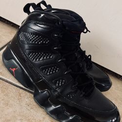 Air Jordan 9 Retro Bred Size 10.5
