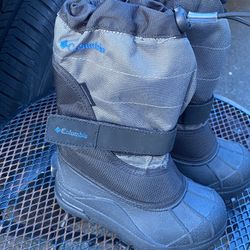Columbia Unisex Toddler Black Grey Snow Boot Size 9