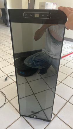 Mini fridge