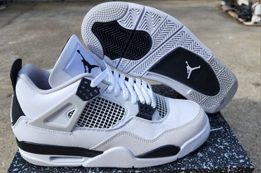 DS Air Jordan 4 VI Retro Military Black Size 9 2022 White Neutral Grey Gray Panda Nike
