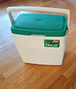 Vintage Coleman Oscar 5274 16 Qt. Personal Cooler 1984