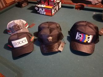 💲Designer trucker hats💲