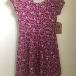 Girl’s Dress