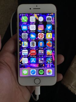 iPhone 8 64 GB perfect condition *unlocked* no scratches