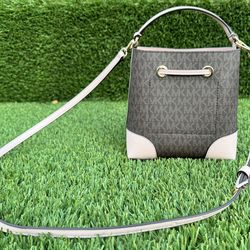 Michael Kors Mercer Small Logo Bucket Bag Crossbody Brown MK Monogram – New