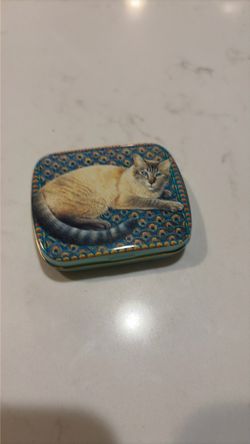 Decorative Cat Tin Box